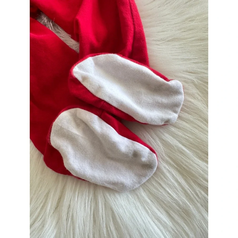 Classic Whimsy Santa pjs with butt‎ flap size 12m